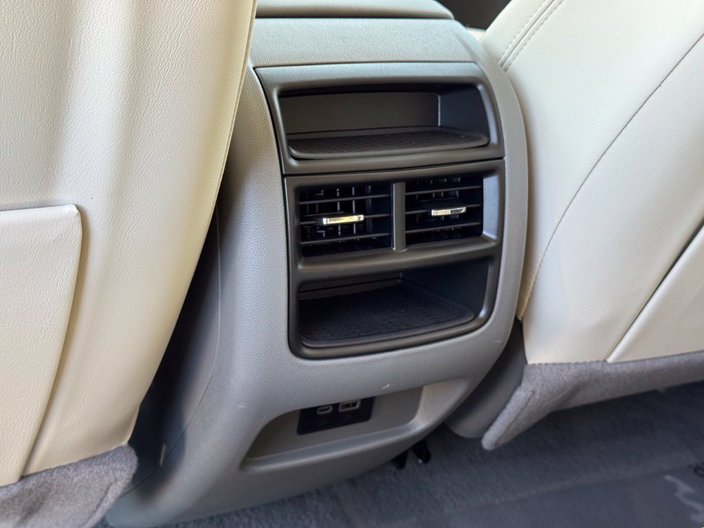 Used 2026 Cadillac XT5 Premium Luxury FWD image 37