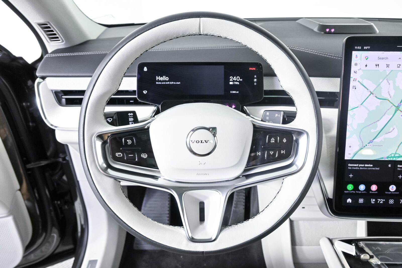 Used 2025 Volvo EX90 Ultra AWD/4WD image 9