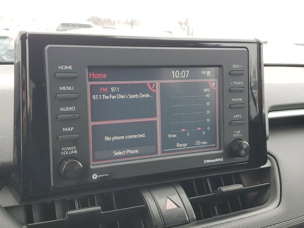 Used 2021 Toyota RAV4 LE image 18