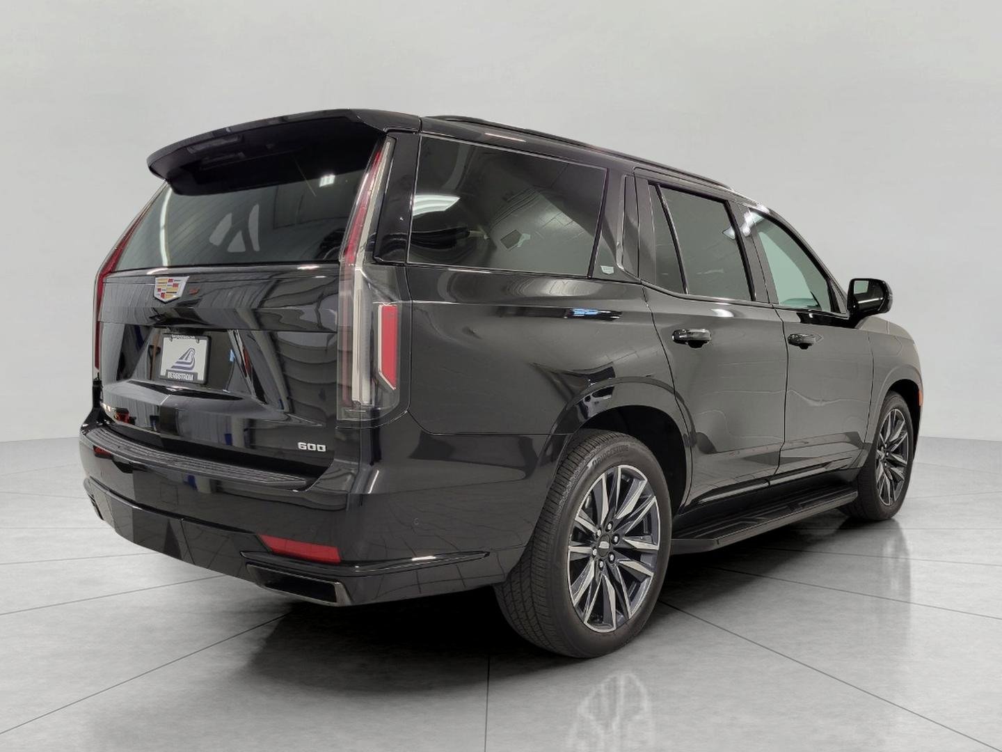 Certified 2024 Cadillac Escalade Sport Platinum w/ Heavy-Duty Trailer Package image 20