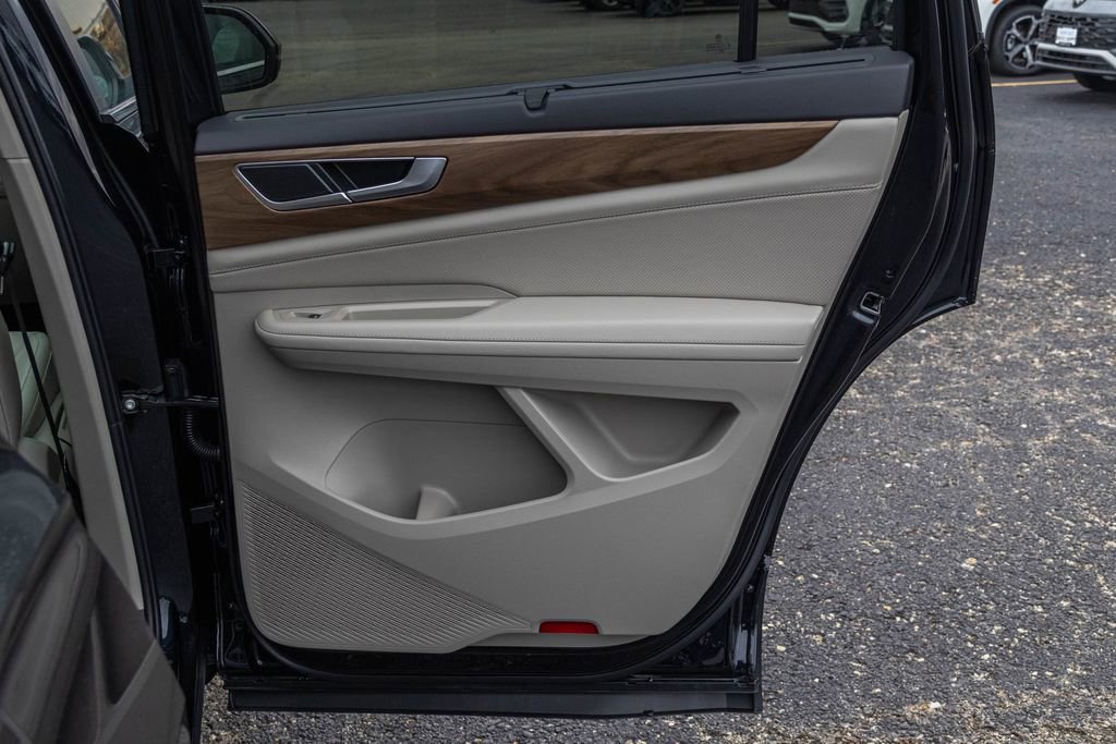 New 2026 Volkswagen Atlas SE image 40