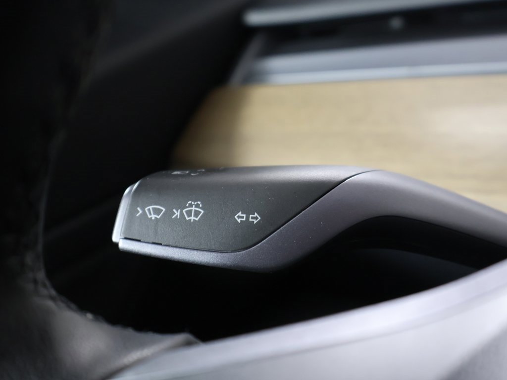 Used 2019 Tesla Model 3 Standard Range Plus image 40