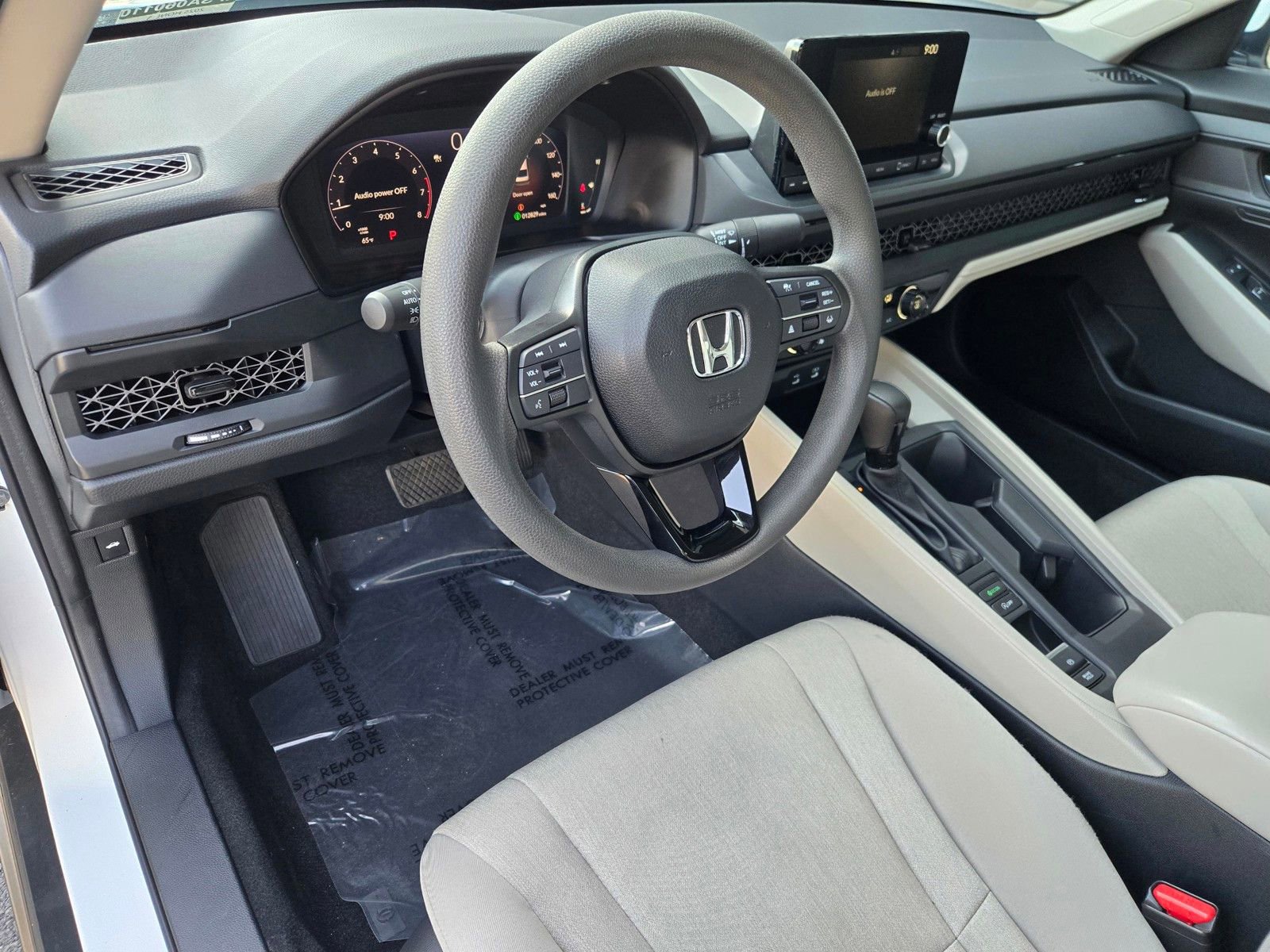 Used 2025 Honda Accord LX image 18