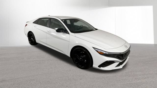 New 2026 Hyundai Elantra Sport FWD image 2