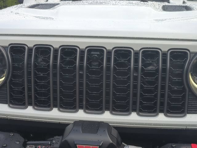 Used 2025 Jeep Wrangler Unlimited Rubicon AWD/4WD image 24
