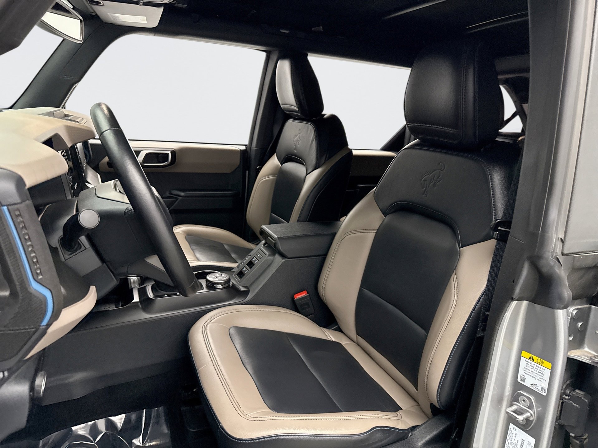 Used 2024 Ford Bronco Wildtrak image 11