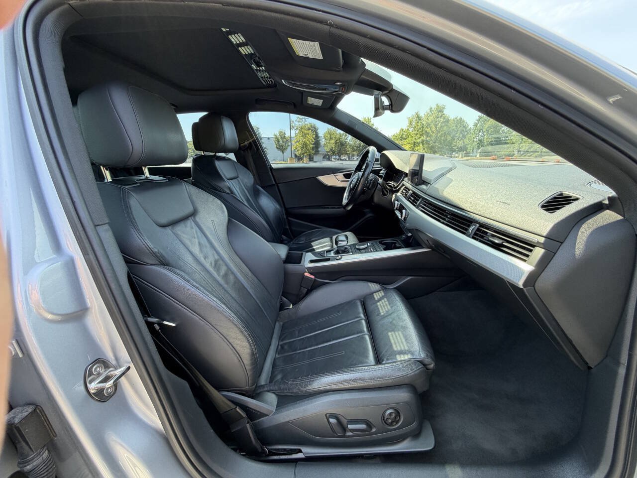 Used 2018 Audi A4 2.0T Ultra Premium Plus w/ Premium Plus Package FWD image 16