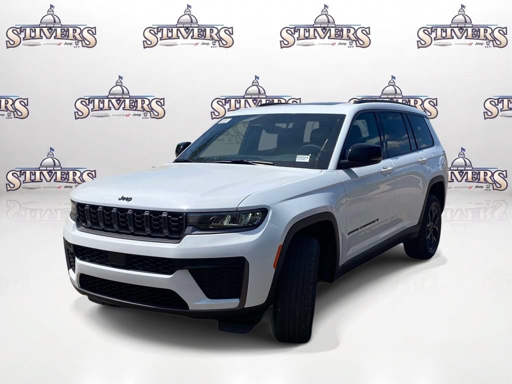 New 2026 Jeep Grand Cherokee L 2WD image 3