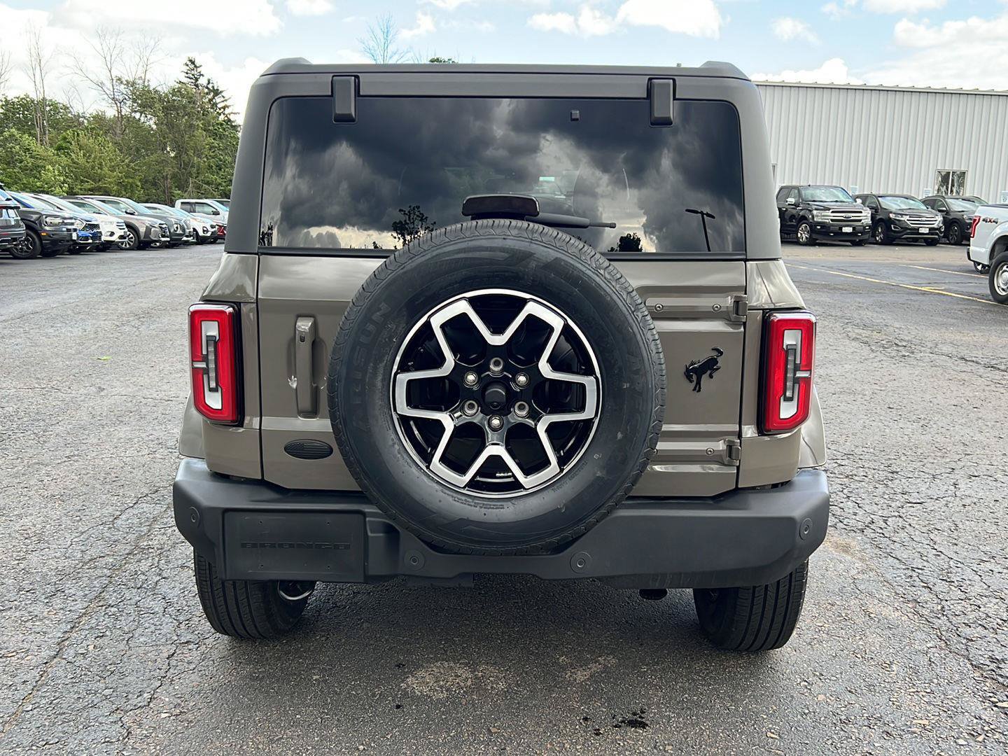Used 2025 Ford Bronco Outer Banks AWD/4WD image 20