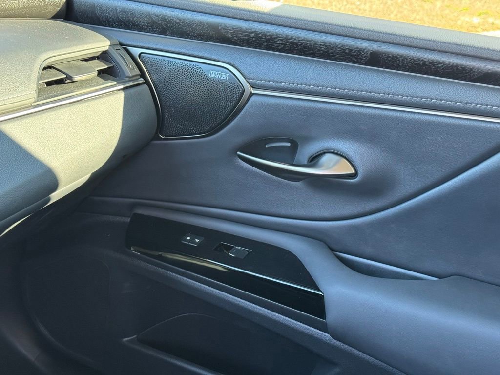 Certified 2024 Lexus ES 350 Ultra Luxury image 37