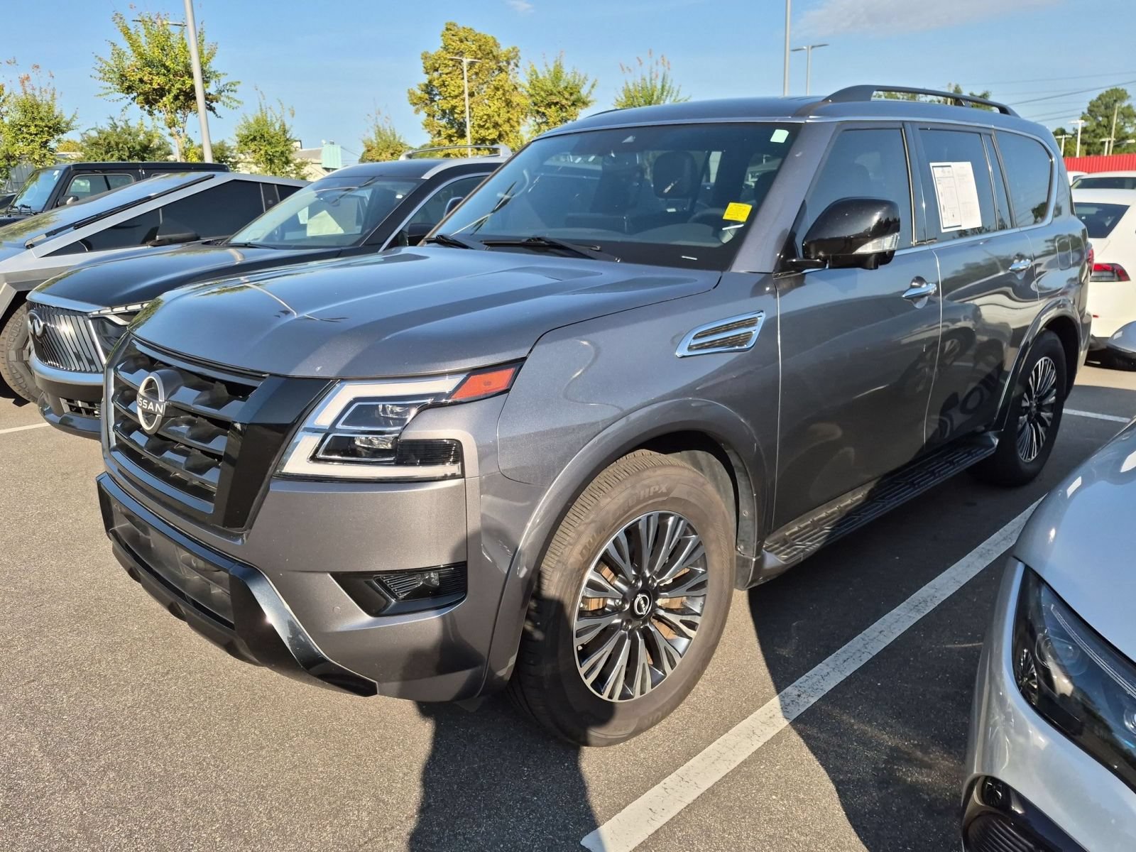 Used 2023 Nissan Armada SL w/ Midnight Edition Package RWD image 5