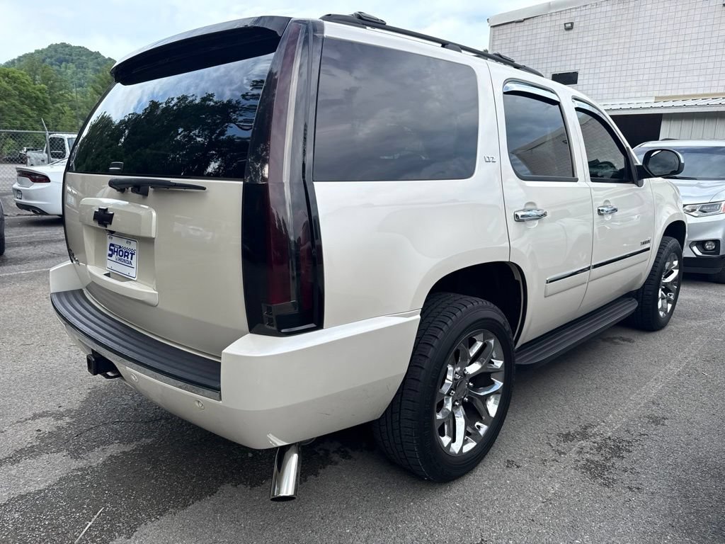 Used 2013 Chevrolet Tahoe LTZ AWD/4WD image 6