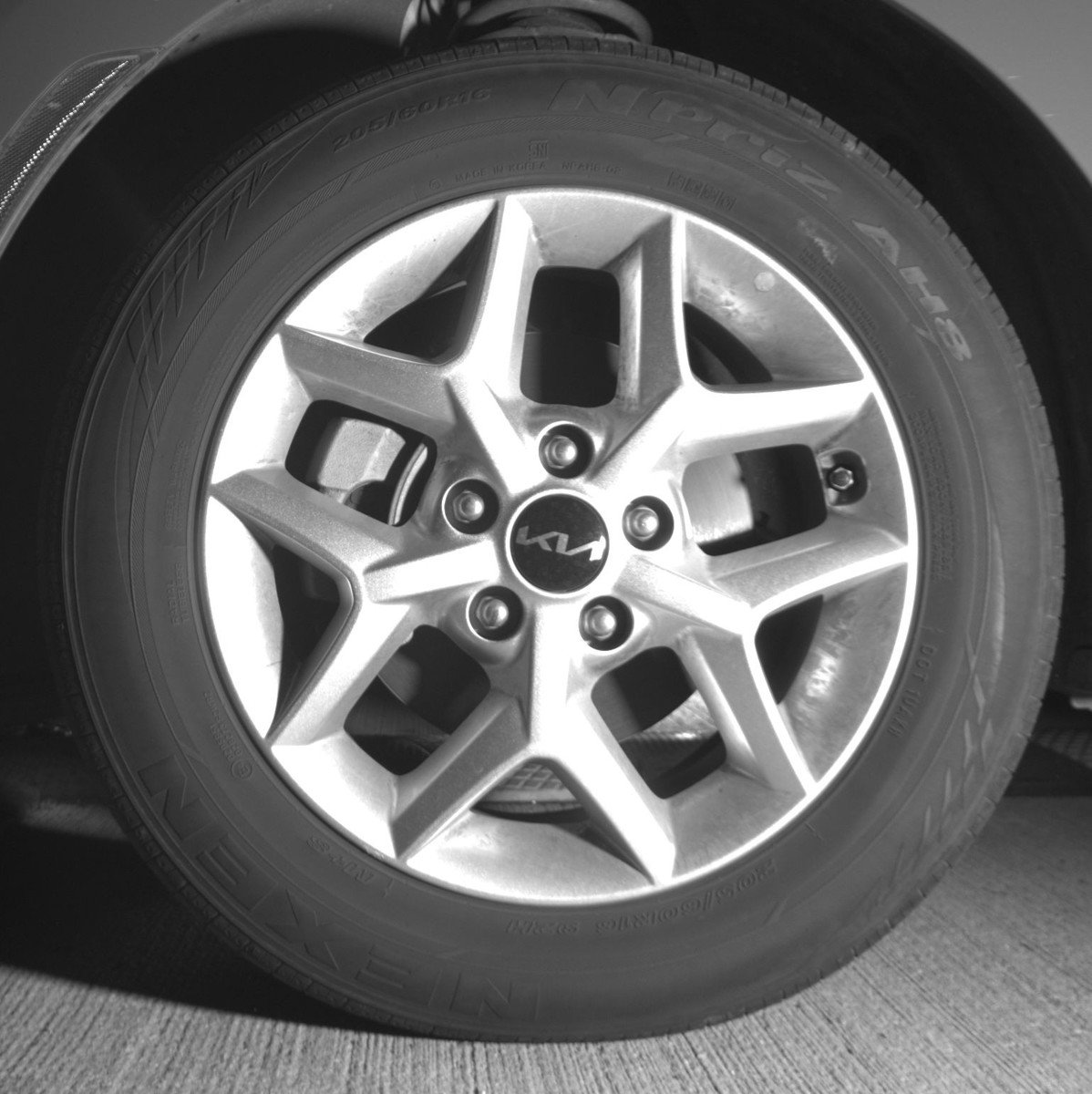 Used 2025 Kia Soul LX w/ LX Technology Package image 12