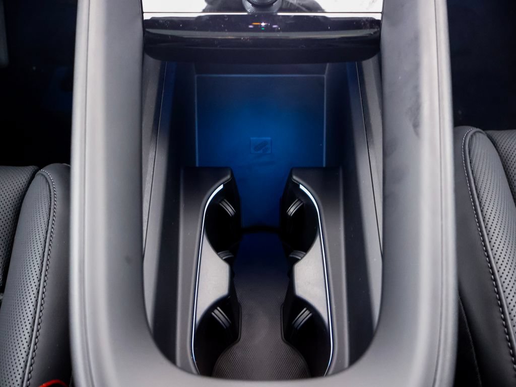 New 2026 Porsche Macan 4 Electric AWD/4WD image 19