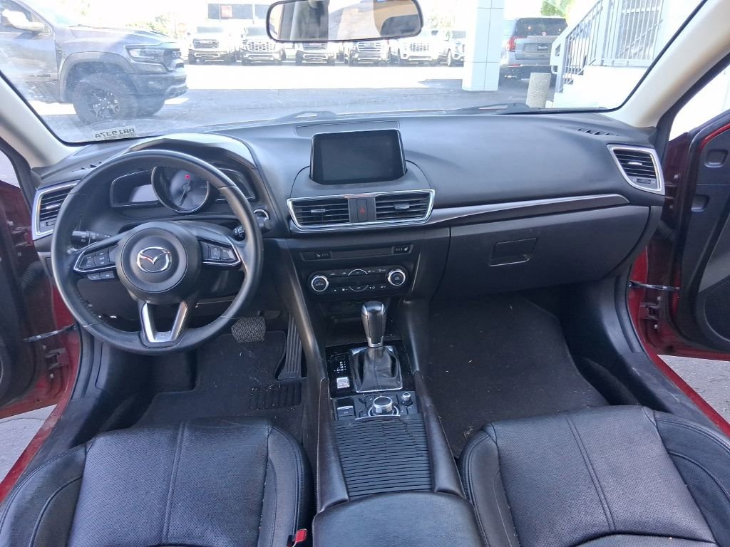 Used 2017 MAZDA MAZDA3 Grand Touring FWD image 12