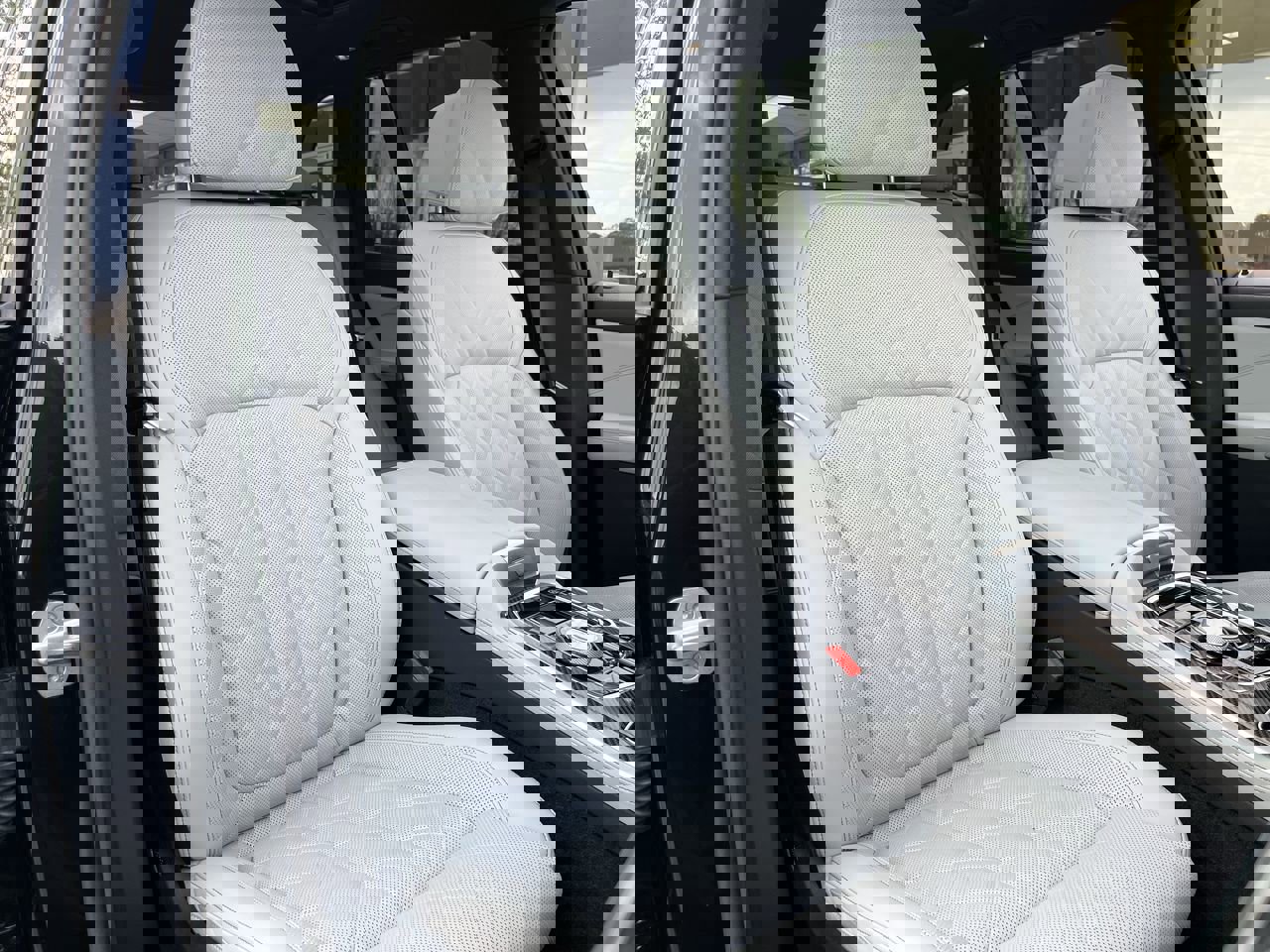 Certified 2024 BMW X5 M60i image 36