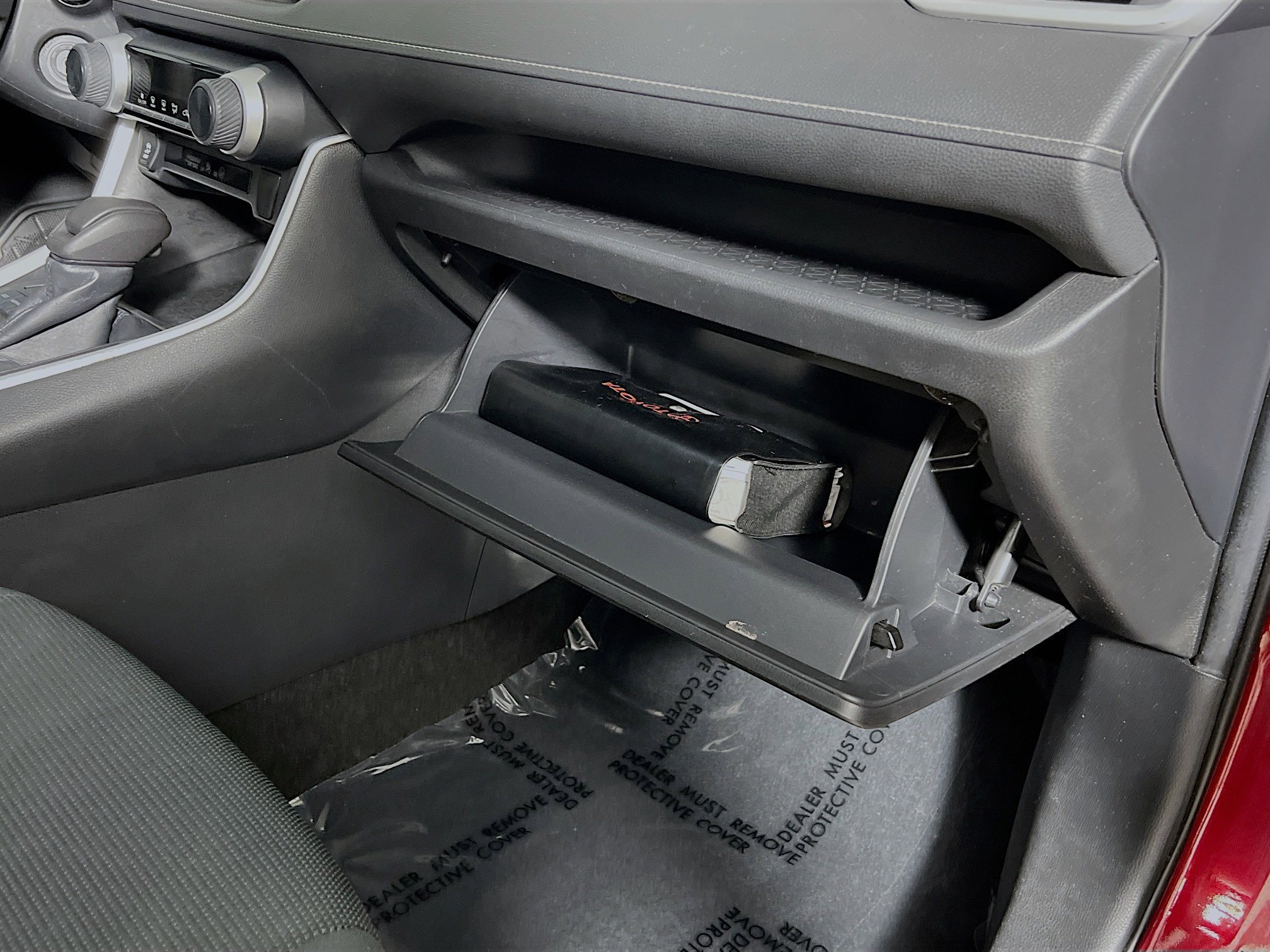 Used 2021 Toyota RAV4 LE image 35