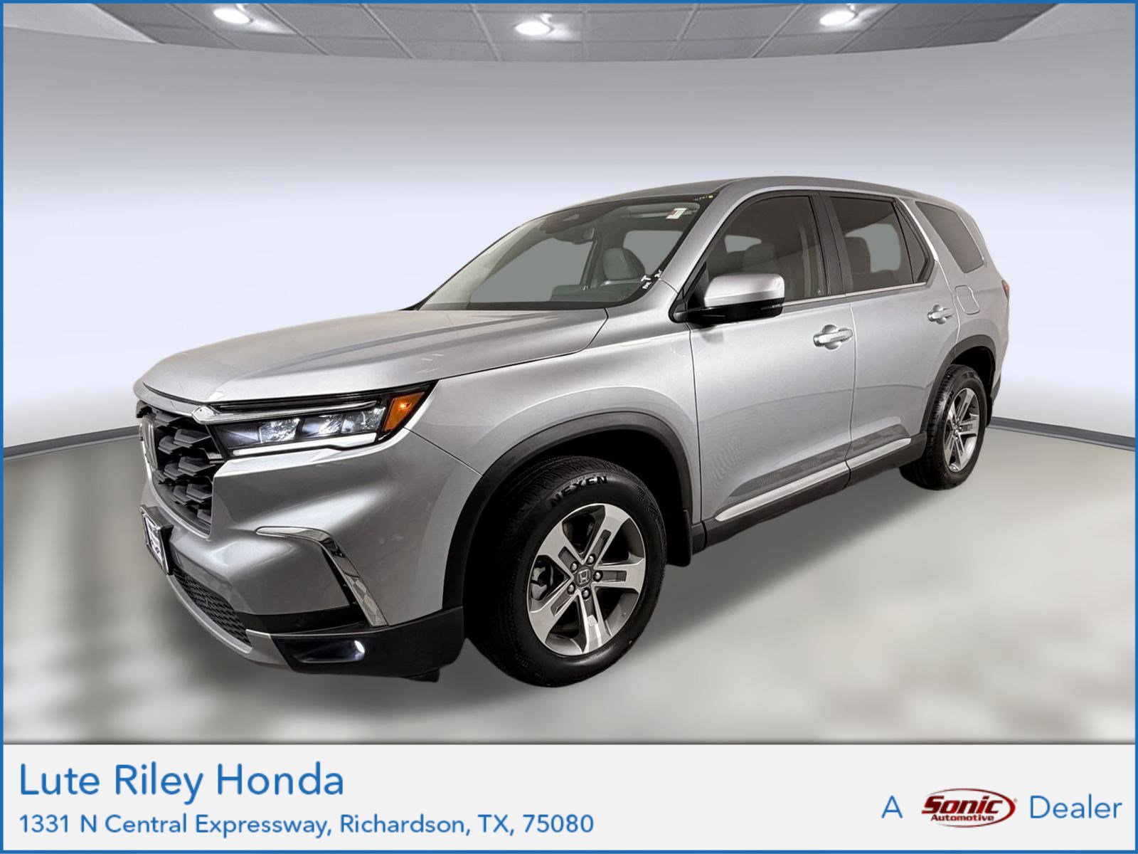 Certified 2025 Honda Pilot EX-L image 1