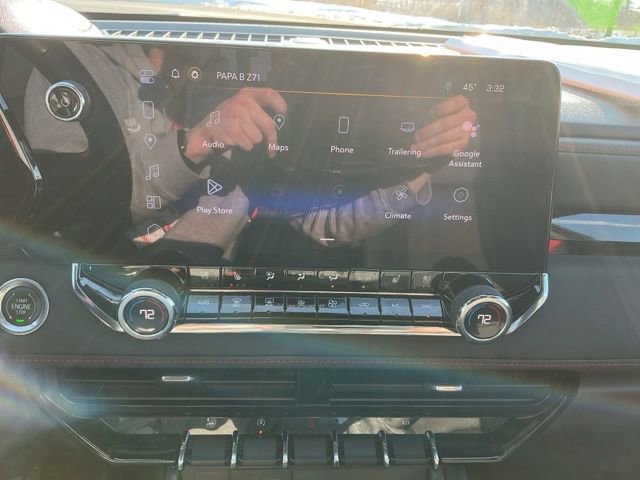 Used 2023 Chevrolet Colorado Z71 w/ Z71 Convenience Package 2 image 18