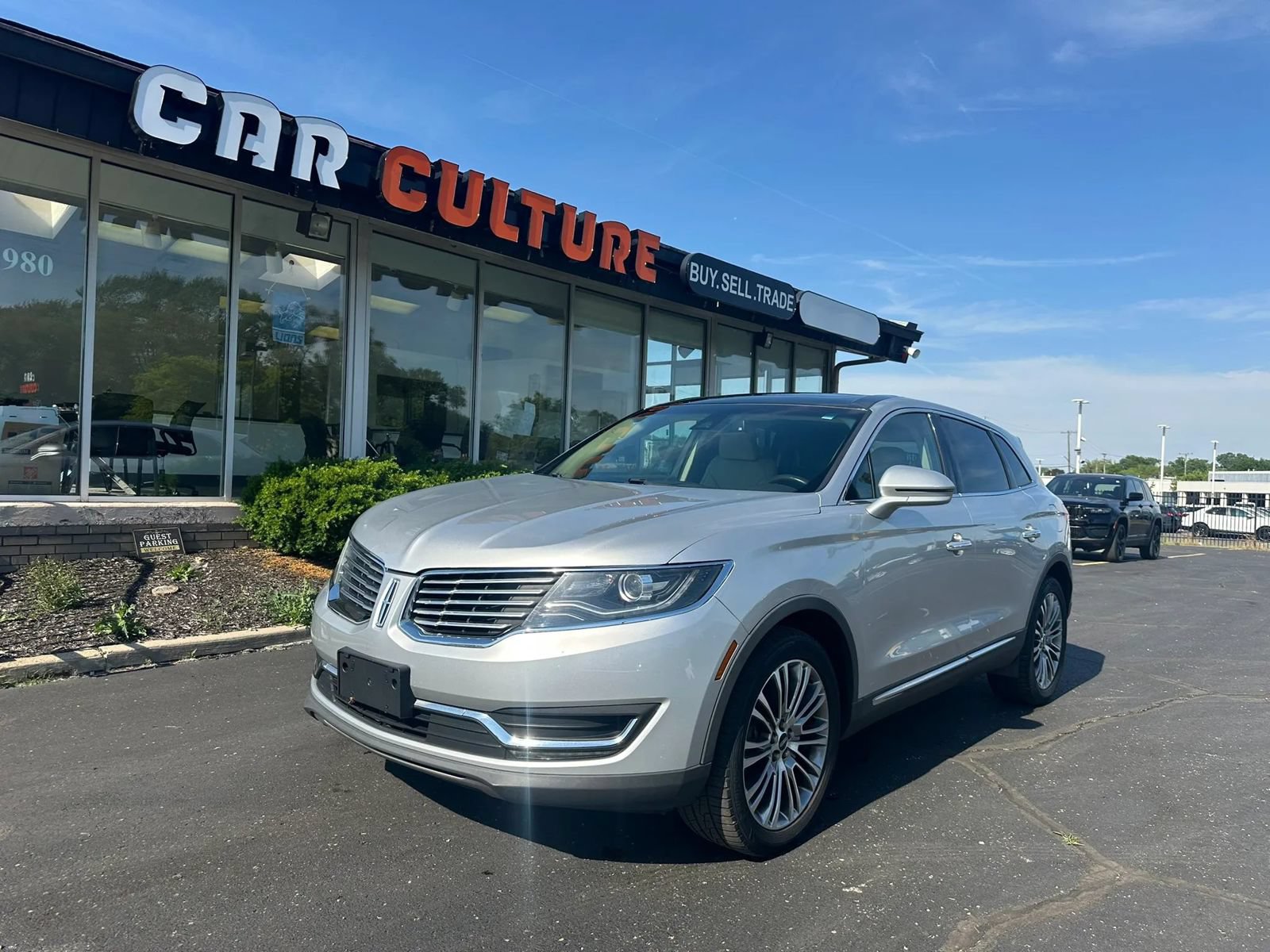 Used 2016 Lincoln MKX Reserve w/ Climate Package AWD/4WD image 1
