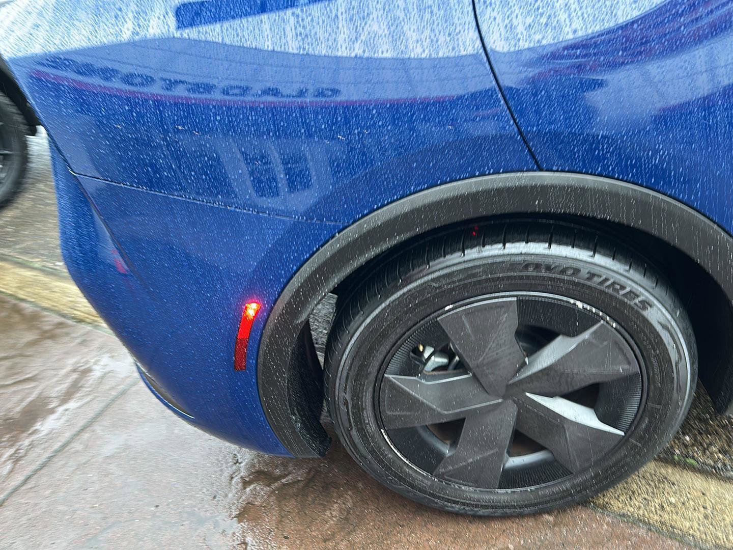 Used 2023 Toyota Prius LE image 27