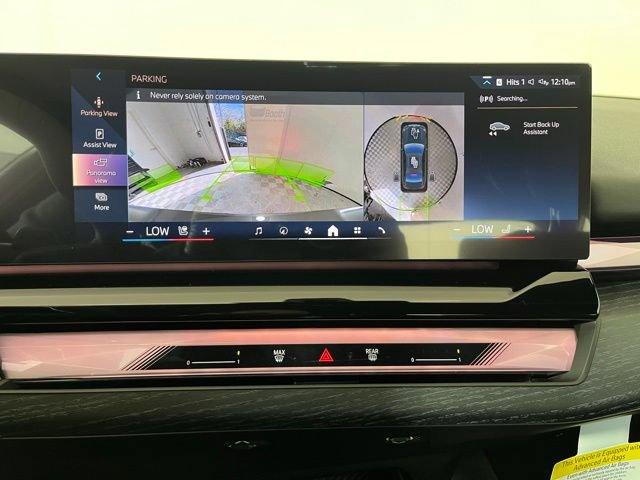 Used 2026 BMW 550e xDrive AWD/4WD image 17