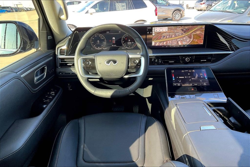 Certified 2025 INFINITI QX80 Pure image 7