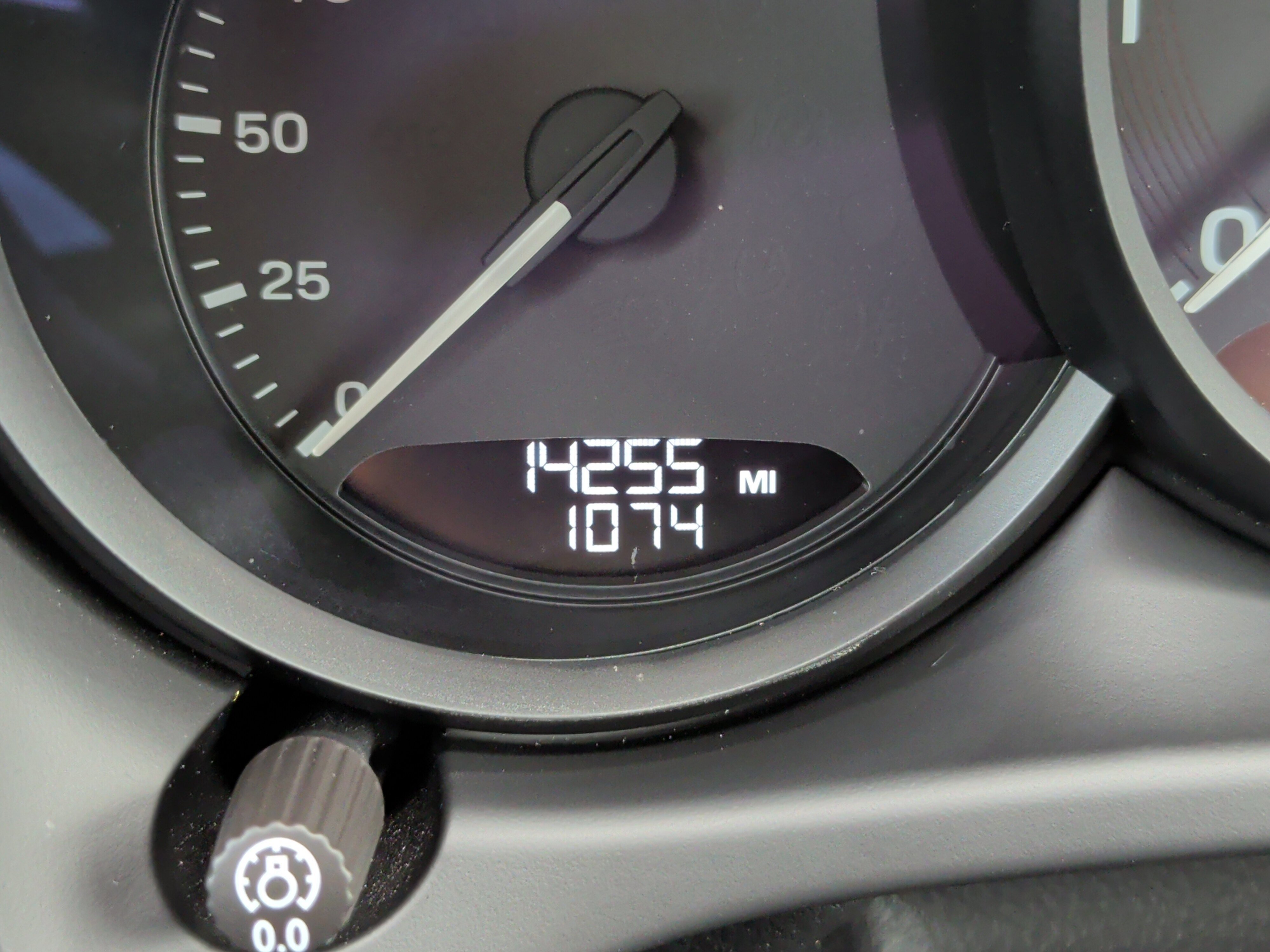 Used 2024 Porsche Macan image 14