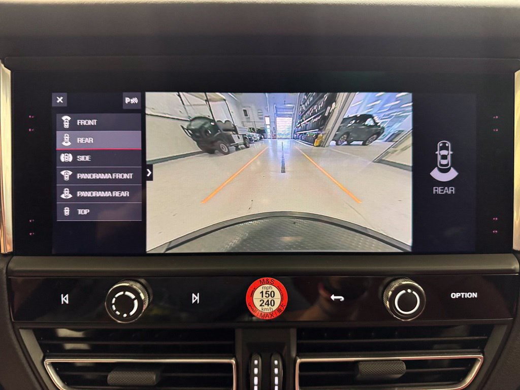 Certified 2025 Porsche Macan w/ Premium Package Plus AWD/4WD image 26