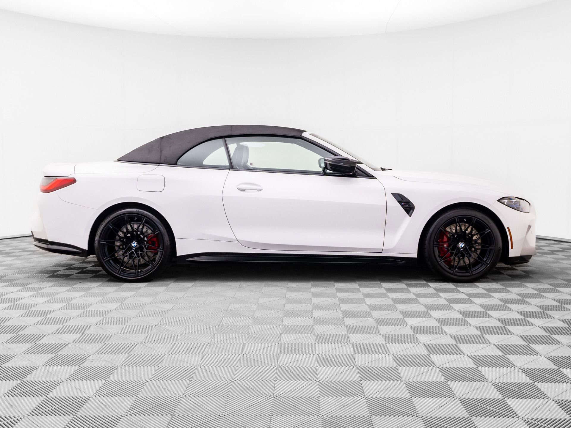 Used 2024 BMW M4 xDrive Competition AWD/4WD image 7