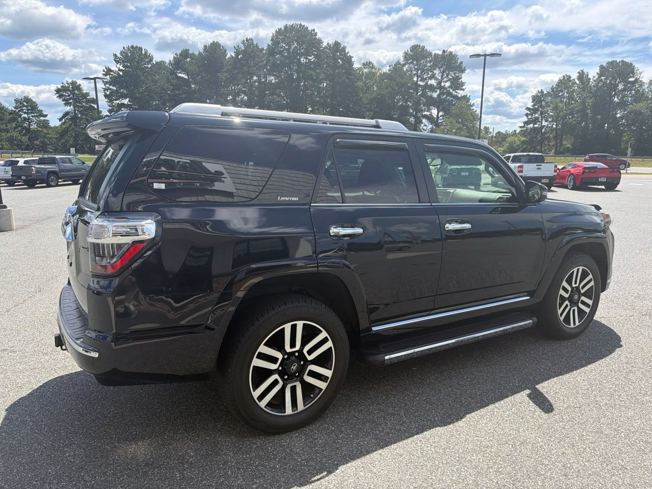 Used 2023 Toyota 4Runner Limited AWD/4WD image 10