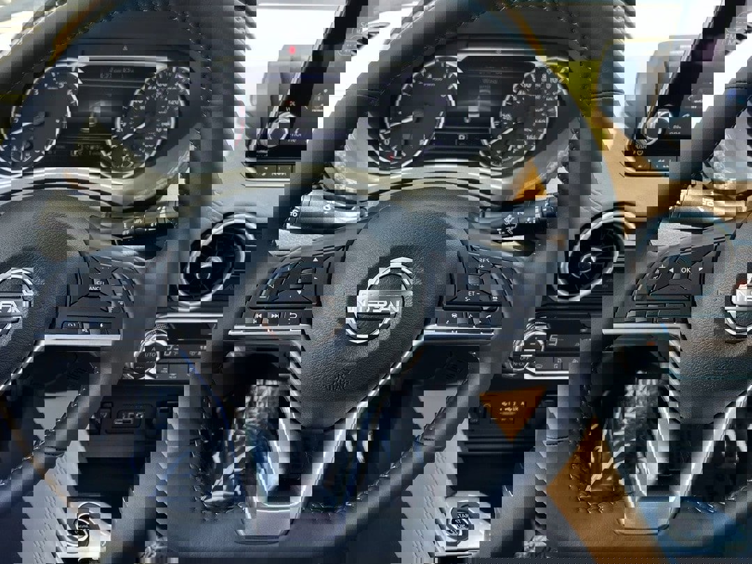 New 2025 Nissan Sentra SV w/ SV Premium Package image 31