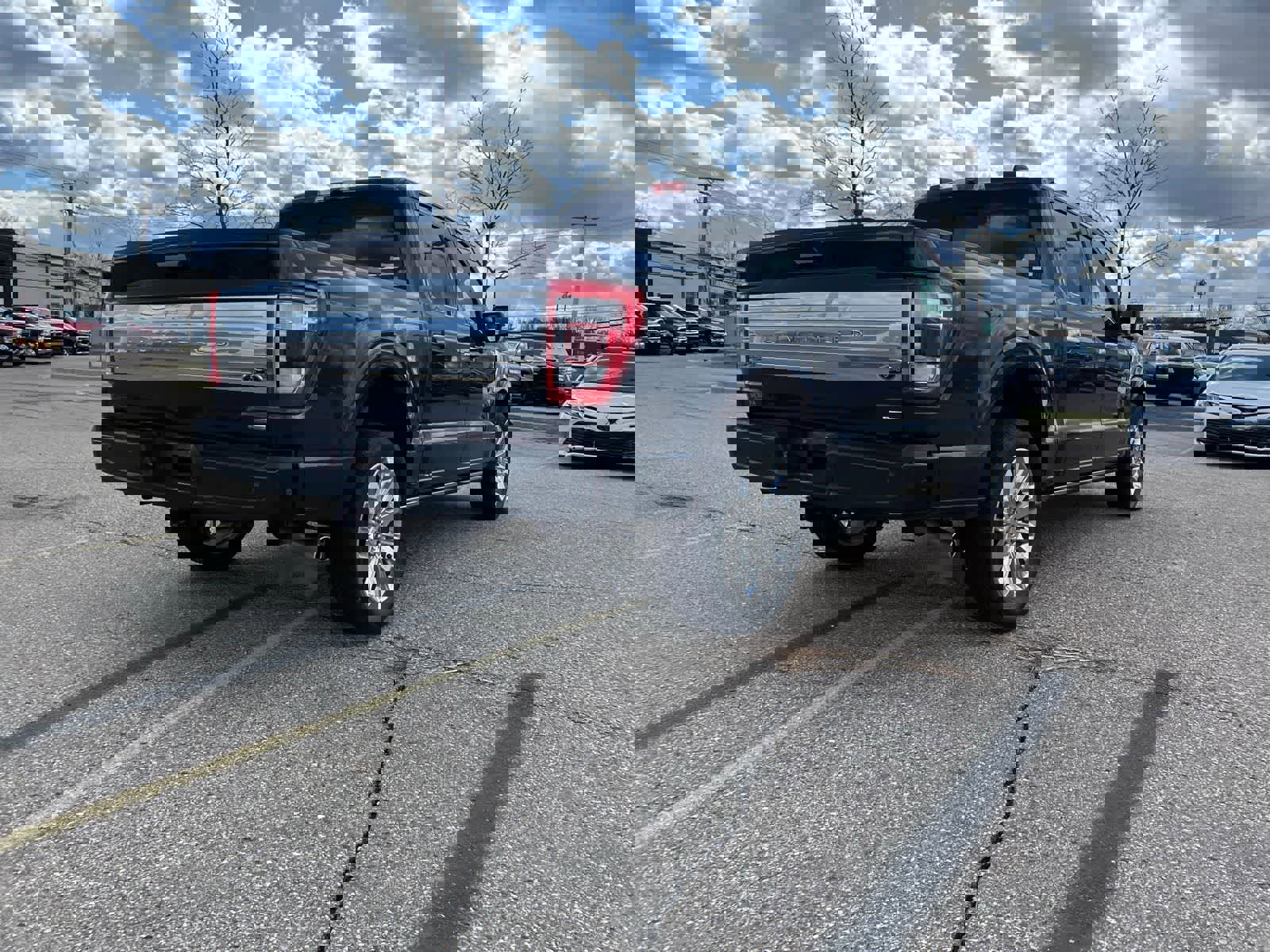 Used 2022 Ford F150 Limited image 20