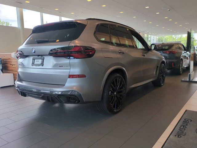 New 2026 BMW X5 xDrive40i w/ M Sport Package image 5