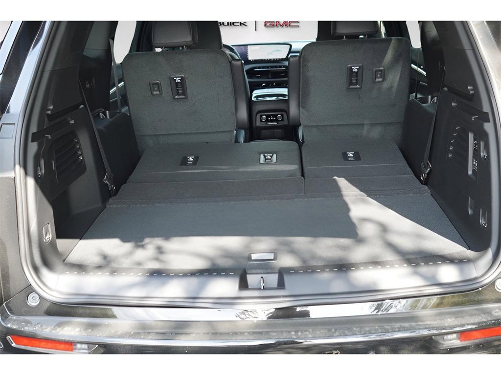 New 2026 Buick Enclave Sport Touring w/ Super Cruise Package image 29