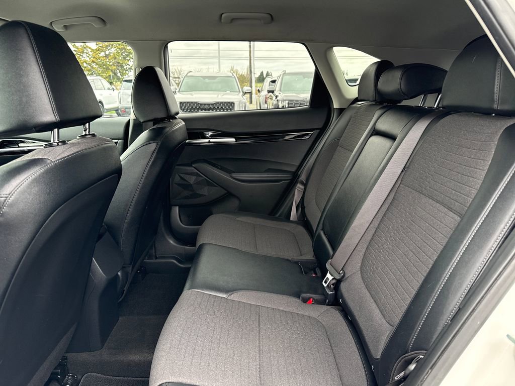 Used 2021 Kia Seltos S image 18