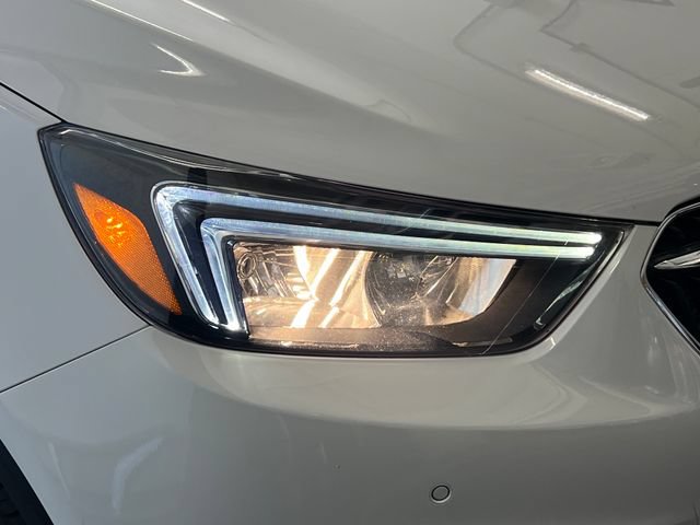 Used 2021 Buick Encore Preferred w/ Safety Package II AWD/4WD image 17