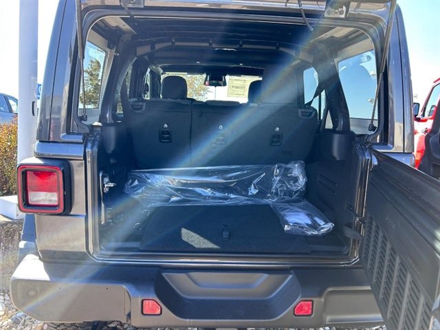 New 2026 Jeep Wrangler Willys AWD/4WD image 6