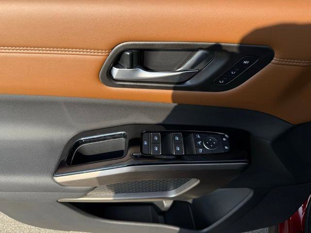 New 2025 Nissan Pathfinder Platinum image 20