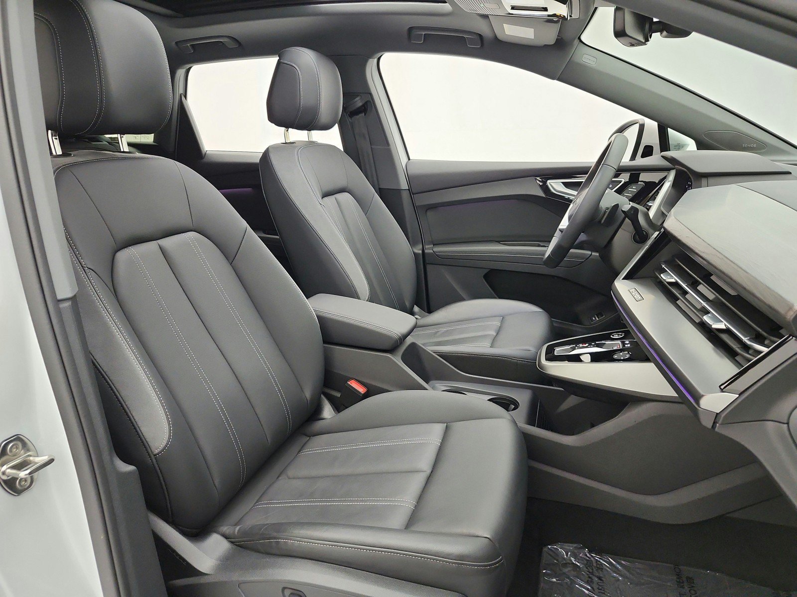 Used 2023 Audi Q4 e-tron Premium Plus w/ Premium Plus AWD/4WD image 20