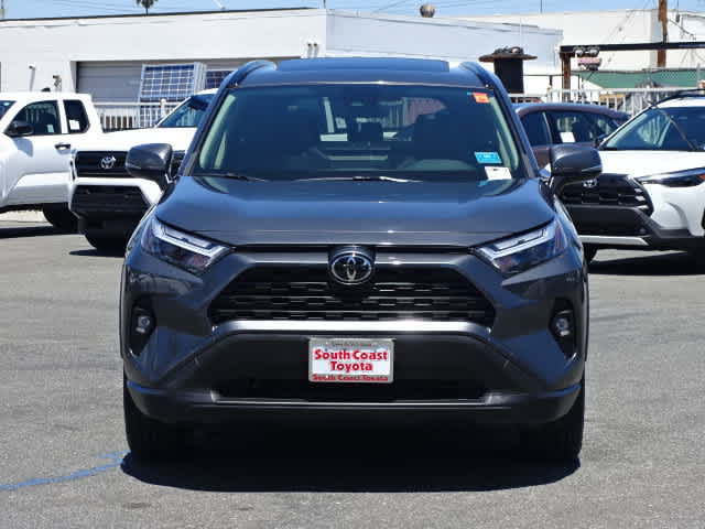 Used 2023 Toyota RAV4 XLE Premium AWD/4WD image 3