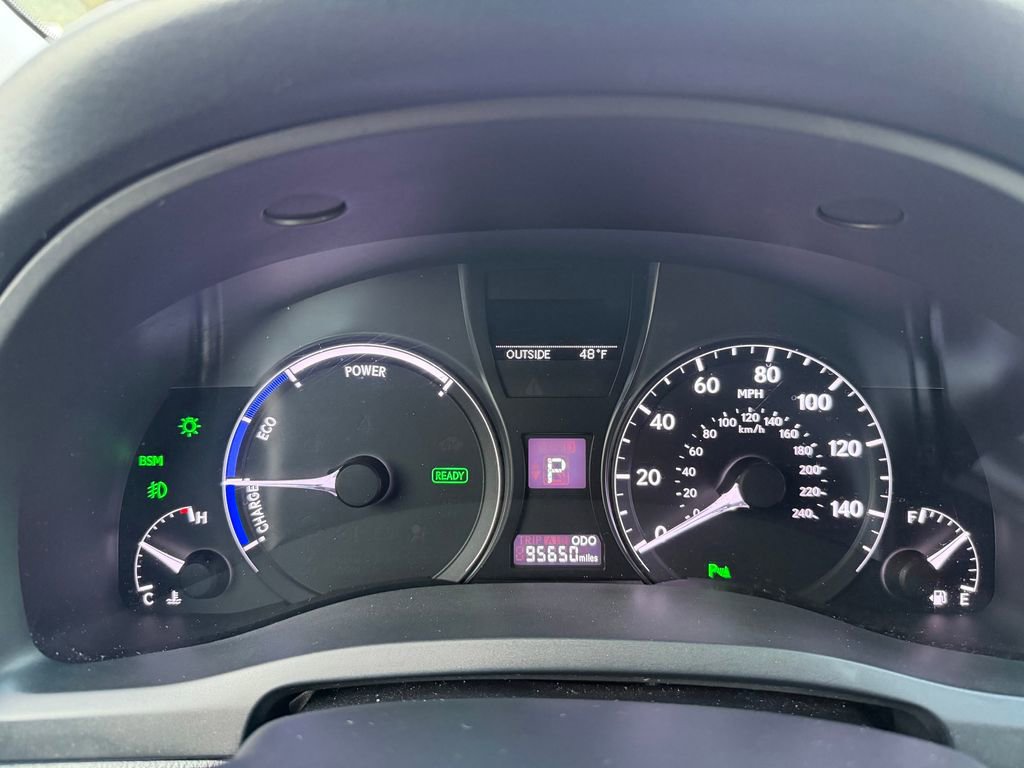 Used 2015 Lexus RX 450h AWD image 18