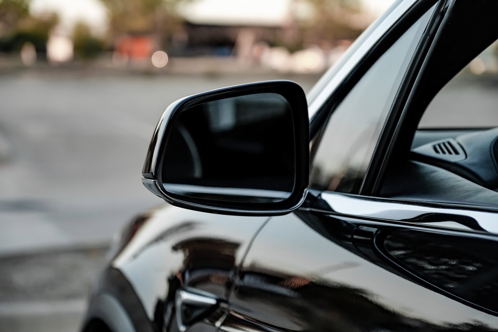 Used 2017 Tesla Model X 75D image 46