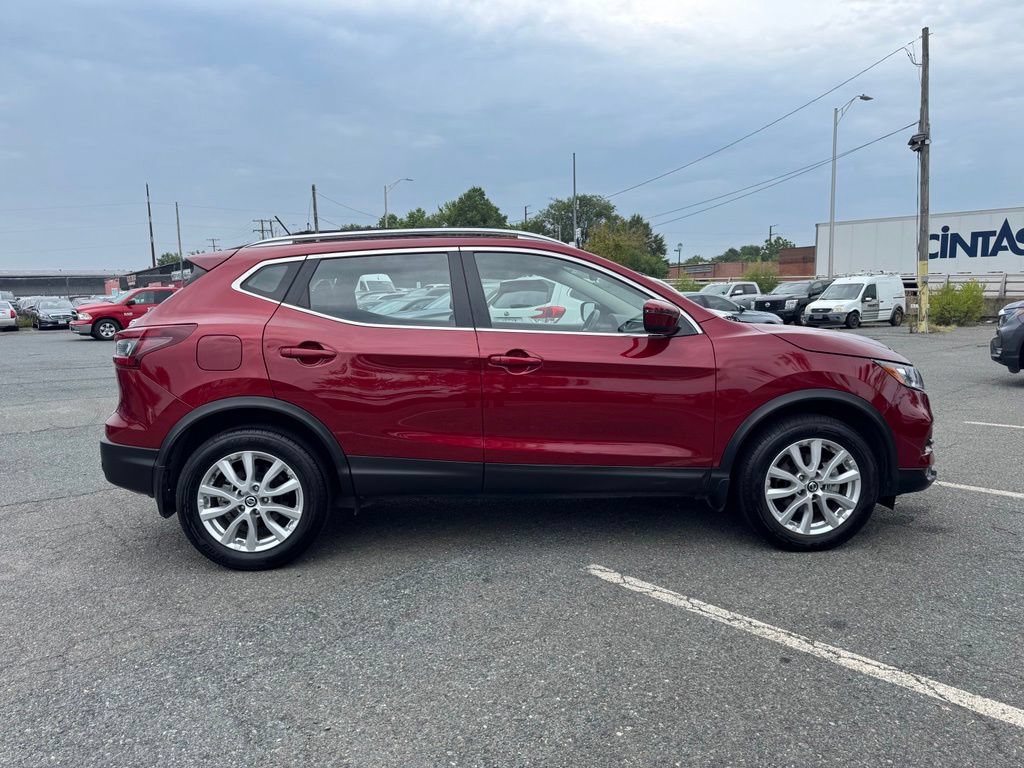 Used 2022 Nissan Rogue Sport SV AWD/4WD image 8