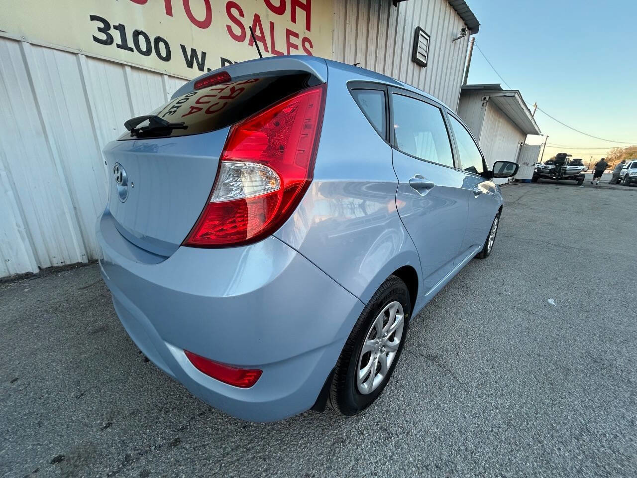 Used 2014 Hyundai Accent GS image 5
