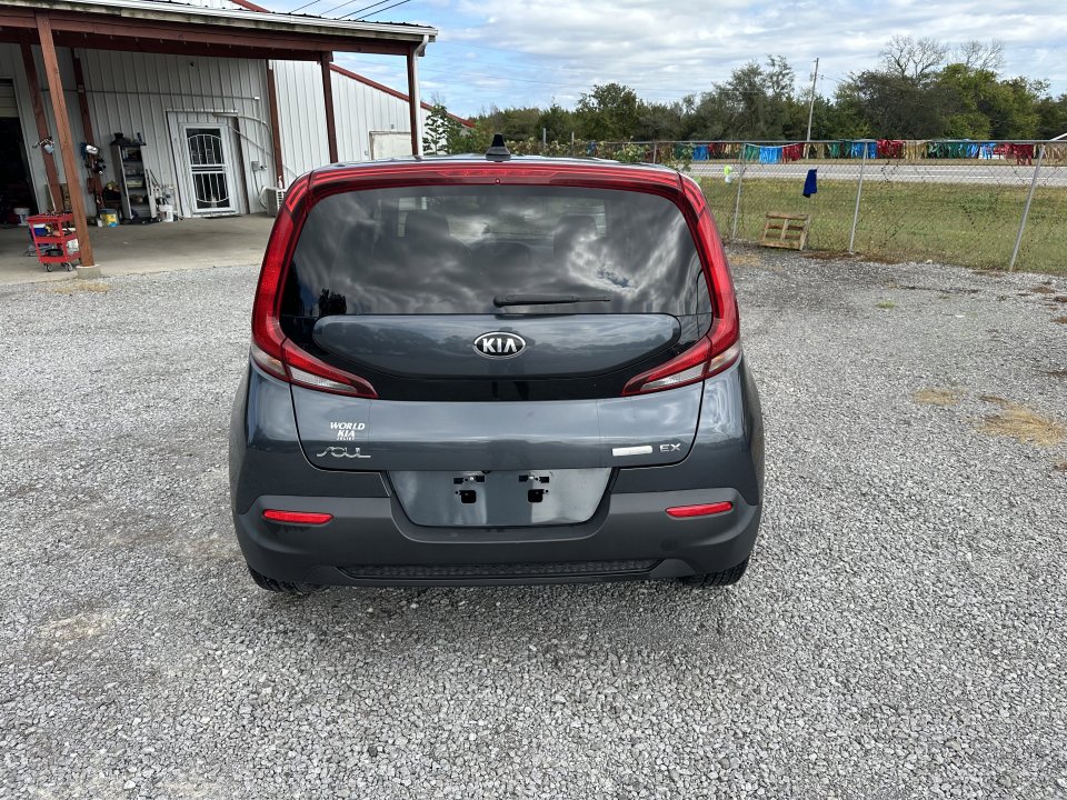 Used 2020 Kia Soul EX image 6