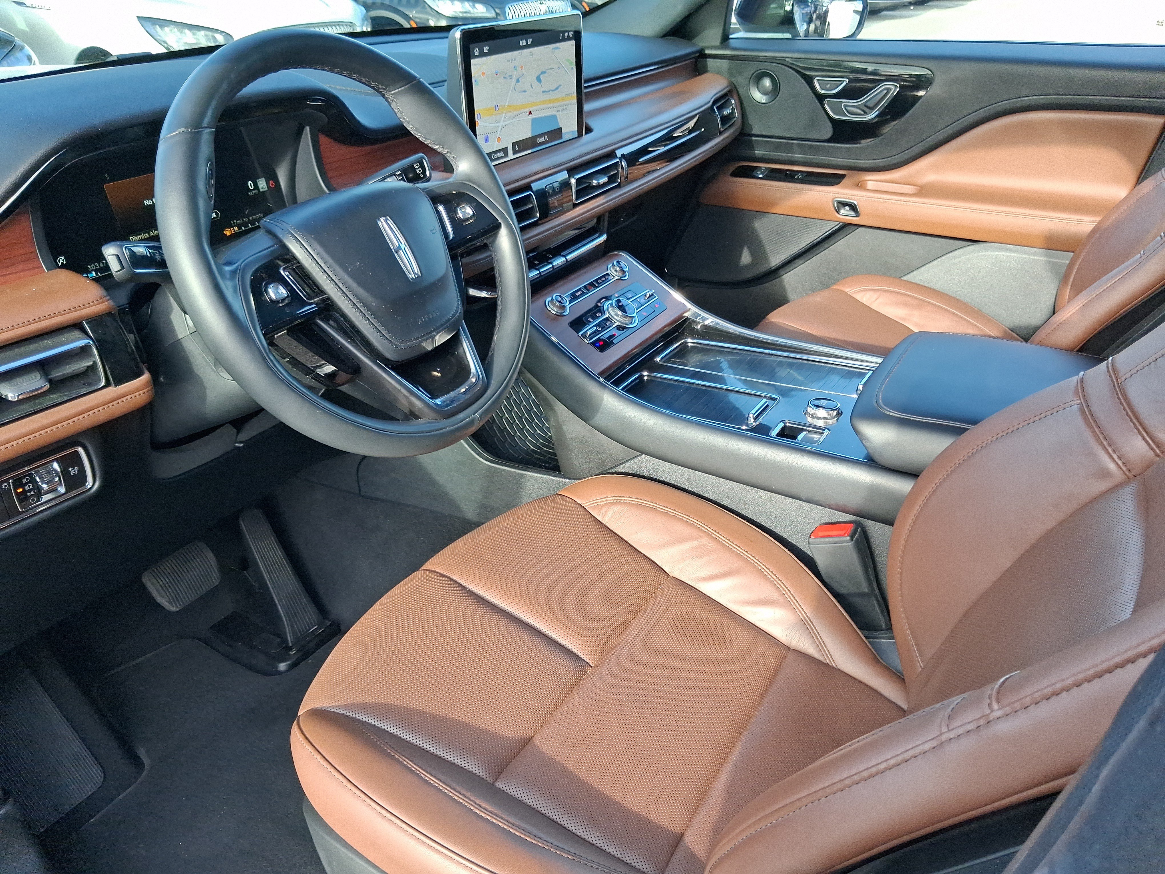 Certified 2023 Lincoln Aviator Reserve w/ Jet Package RWD image 11