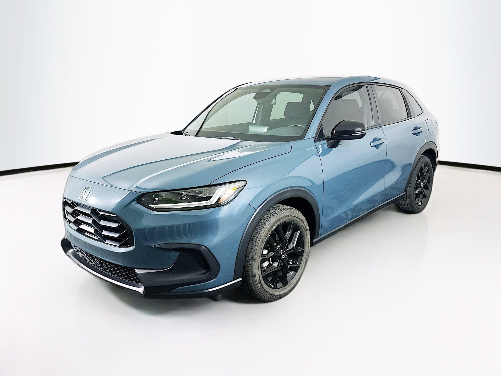 Used 2024 Honda HR-V Sport image 3