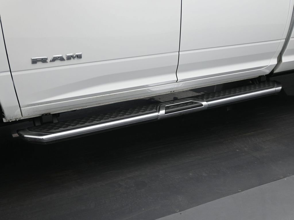 Used 2024 RAM 3500 Big Horn image 25