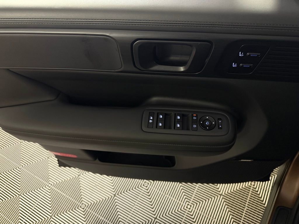 Used 2026 Hyundai Santa Fe Calligraphy image 25